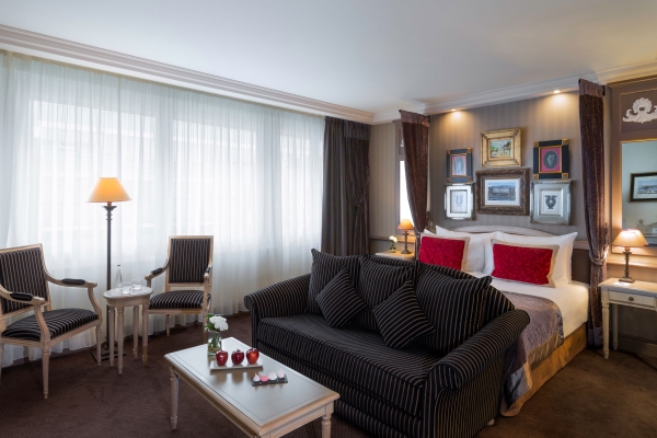 Hotel Royal Manotel